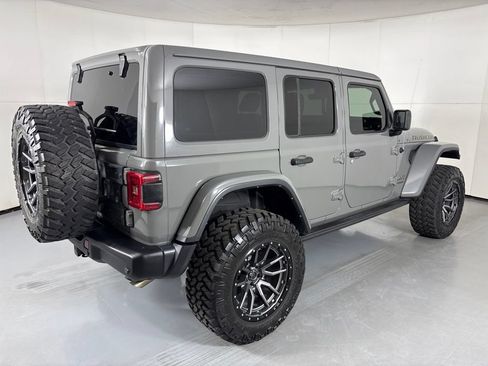 Used 2021 Jeep Wrangler Unlimited Rubicon w/ Trailer Tow Package AWD/4WD image 8