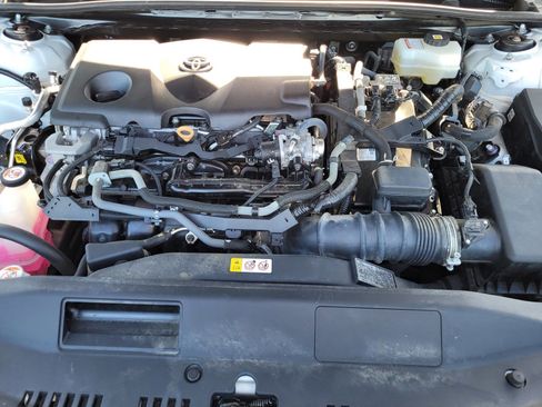 Used 2022 Toyota Camry LE w/ Cold Weather Package FWD image 34