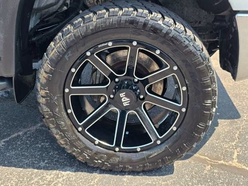 Used 2013 Toyota Tundra 2WD Double Cab w/ Tow Pkg image 16