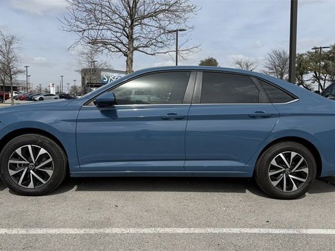 Used 2025 Volkswagen Jetta S image 10
