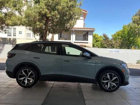 Certified 2023 Volkswagen ID.4 Pro S AWD/4WD image 6