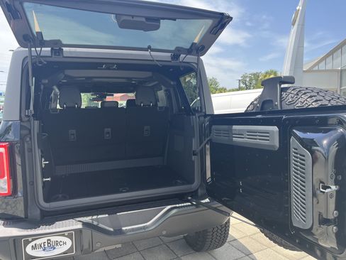 New 2026 Ford Bronco Big Bend w/ Black Diamond Package AWD/4WD image 14