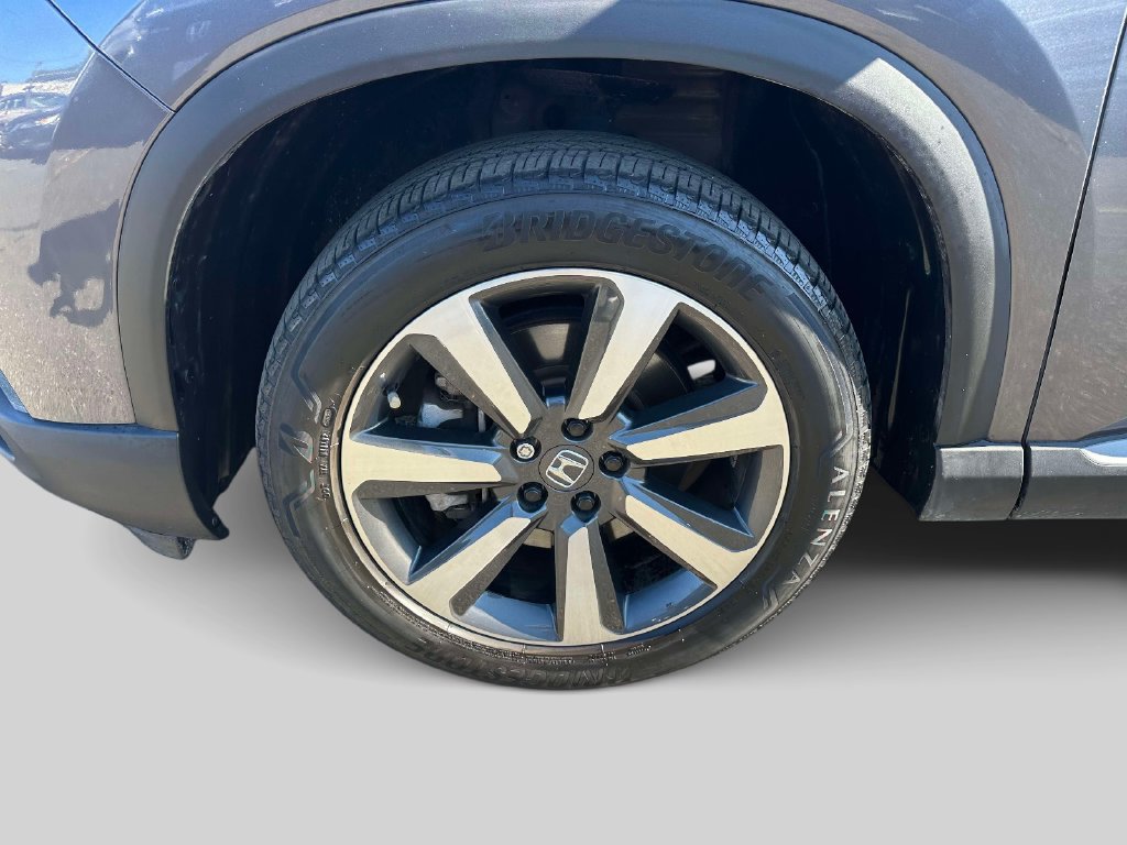 Used 2024 Honda Pilot Touring image 6