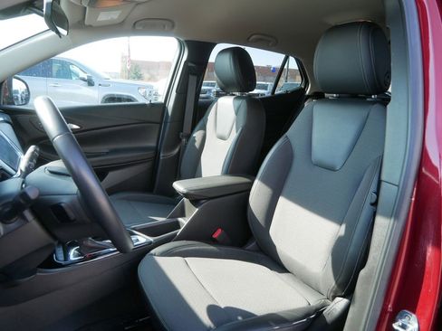 Used 2023 Buick Encore GX Preferred w/ Cold Weather Comfort Package AWD/4WD image 10