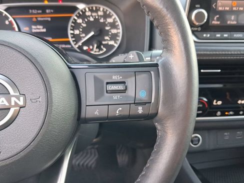 Used 2022 Nissan Rogue SV w/ SV Premium Package FWD image 21