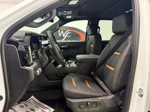 New 2026 GMC Sierra 1500 AT4 w/ AT4 Premium Package image 11