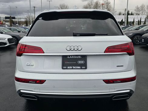 Certified 2025 Audi Q5 2.0T Premium Plus w/ Premium Plus Package AWD/4WD image 4