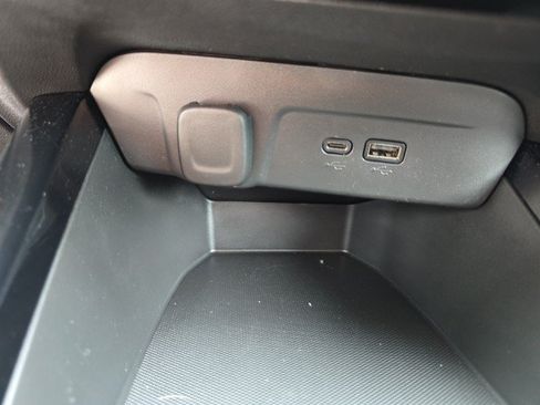 Used 2024 Chevrolet Trax ACTIV FWD image 23