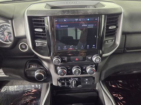 Used 2022 RAM 1500 Big Horn w/ Trailer Tow Group (B) RWD image 15