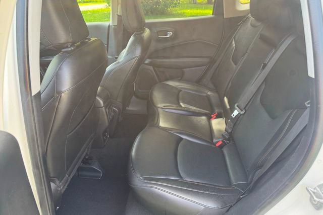 Used 2021 Jeep Compass Limited AWD/4WD image 9
