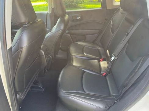 Used 2021 Jeep Compass Limited AWD/4WD image 9