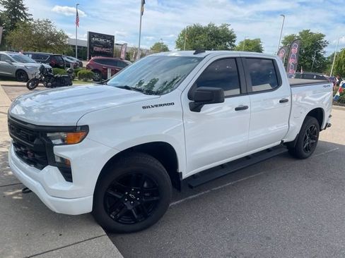 Used 2022 Chevrolet Silverado 1500 Custom w/ LPO, Dark Essentials Package AWD/4WD image 1