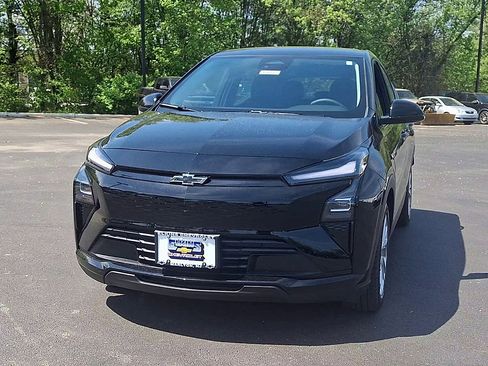 New 2027 Chevrolet Bolt LT w/ Comfort Package FWD image 6