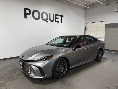 Used 2025 Toyota Camry XSE w/ Premium Package image 2