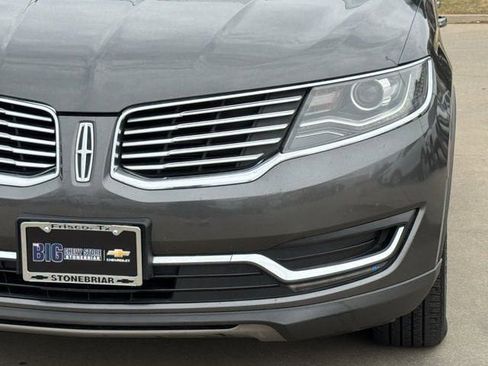 Used 2018 Lincoln MKX Reserve w/ Lincoln MKX Climate Package image 10