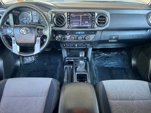 Certified 2022 Toyota Tacoma TRD Sport w/ Technology Package AWD/4WD image 3