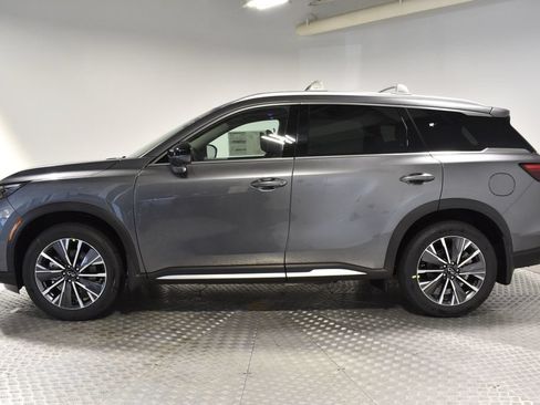 Certified 2026 INFINITI QX60 Luxe w/ Family Package AWD/4WD image 3