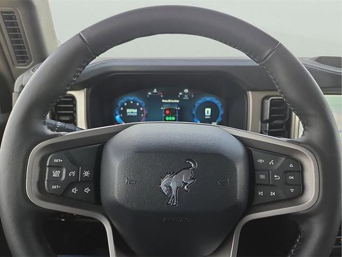 New 2025 Ford Bronco Outer Banks image 18