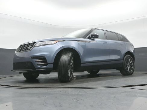 Used 2023 Land Rover Range Rover Velar R-Dynamic S image 29