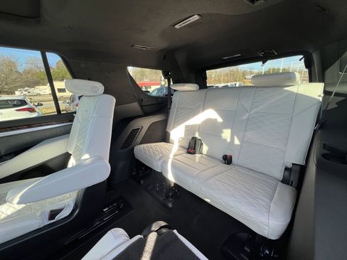 Certified 2025 Cadillac Escalade Sport Platinum image 20