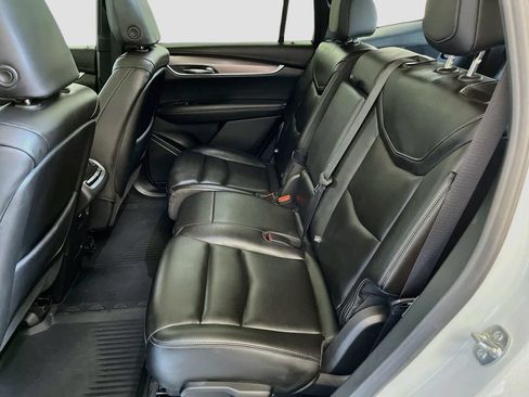 Used 2025 Cadillac XT6 Luxury w/ LPO, Floor Liner Package AWD/4WD image 26