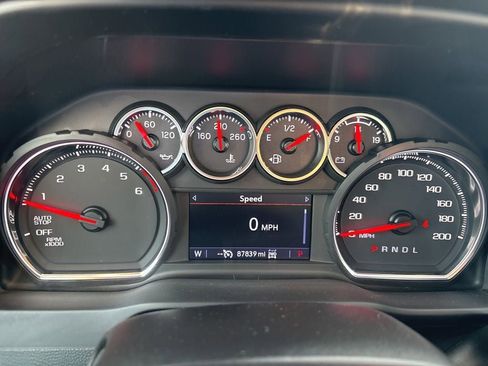 Used 2022 Chevrolet Silverado 1500 RST AWD/4WD image 17