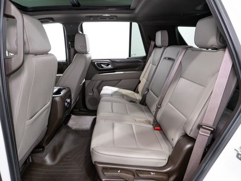 Used 2022 GMC Yukon SLT w/ SLT Premium Package AWD/4WD image 32