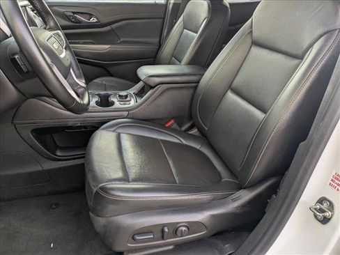 Used 2023 GMC Acadia SLT image 15