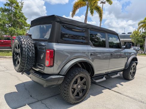 Certified 2023 Ford Bronco Black Diamond AWD/4WD image 4