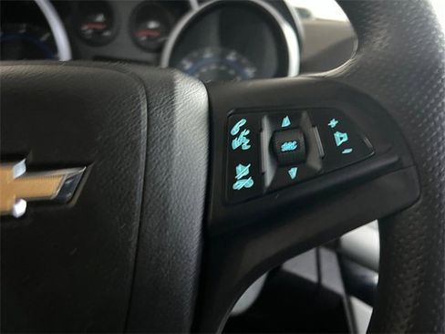 Used 2016 Chevrolet Cruze LT image 18