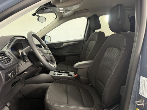Certified 2025 Ford Escape Active w/ Tech Pack #1 FWD image 14