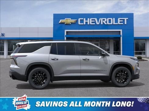 New 2026 Chevrolet Traverse LT w/ Midnight/Sport Edition AWD/4WD image 5
