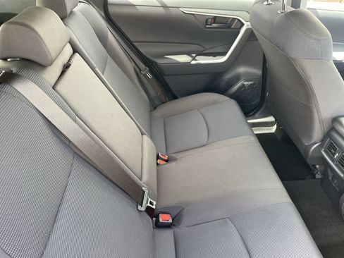Used 2025 Toyota RAV4 LE AWD/4WD image 12