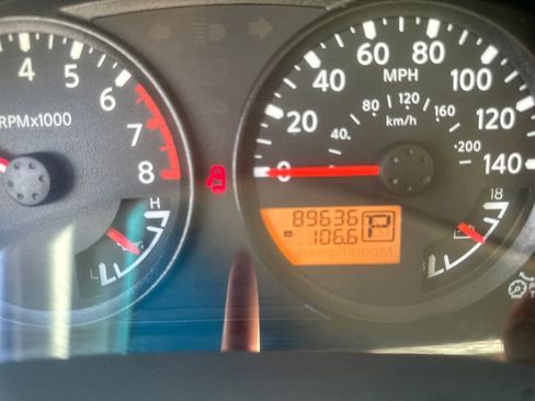 Used 2011 Nissan Frontier SV w/ SV Premium Utility Pkg image 14