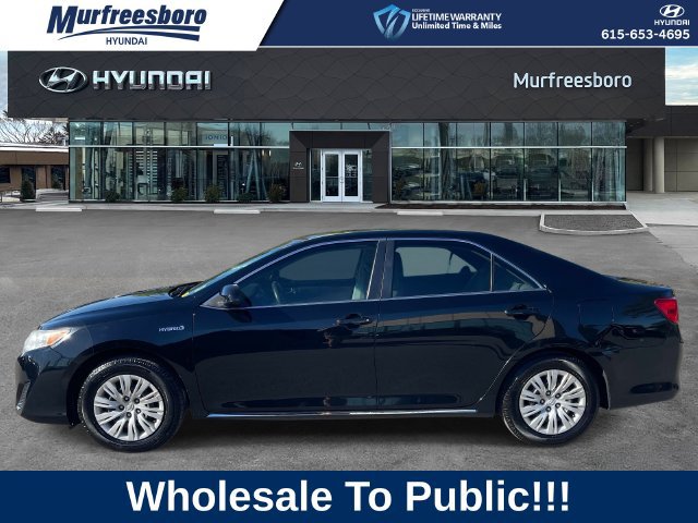 Used 2013 Toyota Camry LE FWD image 2