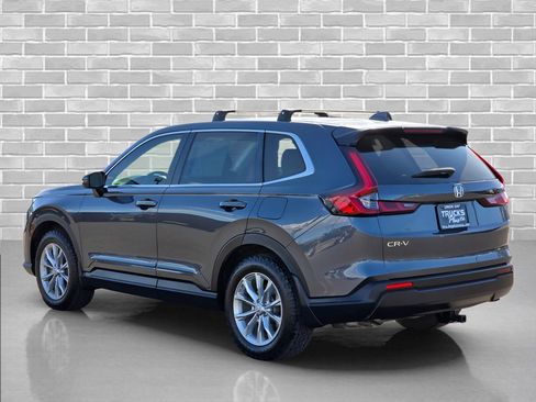 Used 2024 Honda CR-V EX image 3