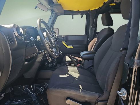 Used 2015 Jeep Wrangler Sport image 18