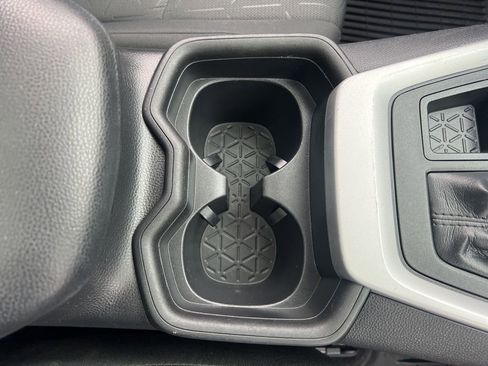 Used 2020 Toyota RAV4 XLE w/ Convenience Package image 26