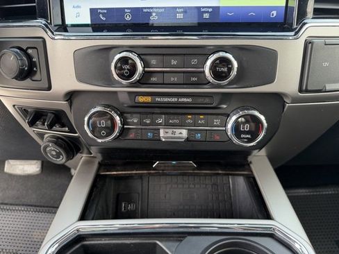 Certified 2022 Ford F250 Lariat w/ Tremor Off-Road Package image 19