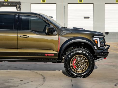 Used 2025 Ford F150 Raptor w/ Equipment Group 803A Raptor R AWD/4WD image 21