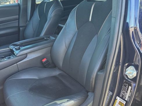Used 2024 Toyota Grand Highlander AWD Hybrid image 20