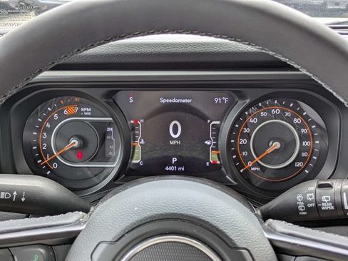 Used 2025 Jeep Wrangler Unlimited Sport AWD/4WD image 27