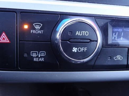 Used 2014 Toyota Highlander Limited Platinum image 35