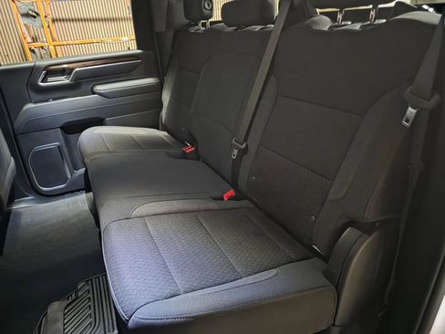 Used 2025 Chevrolet Silverado 2500 LT w/ Convenience Package image 14