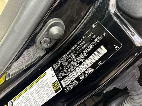 Used 2021 Lexus RX 450h AWD w/ Luxury Package image 39