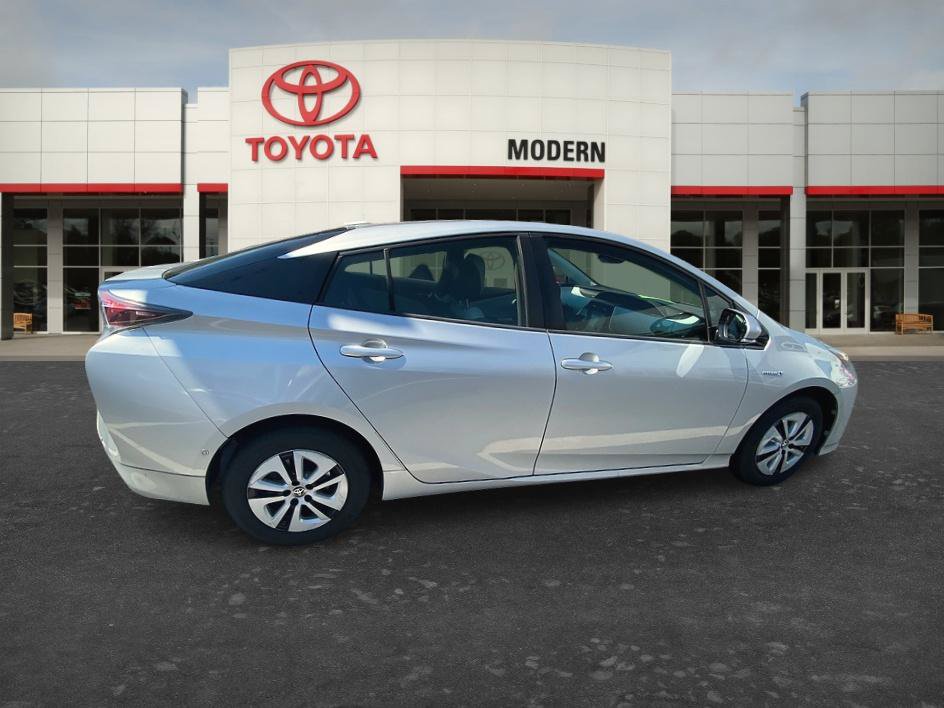 Certified 2018 Toyota Prius Two w/ Prius Two Safety Plus Package FWD image 18