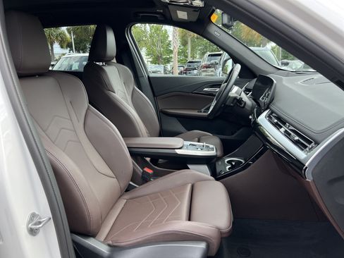Certified 2025 BMW X1 xDrive28i AWD/4WD image 32