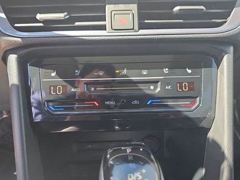 New 2026 Volkswagen Taos SEL AWD/4WD image 21