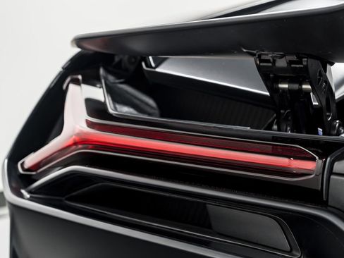 Used 2024 Lamborghini Revuelto image 51