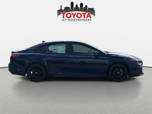 New 2026 Toyota Camry SE image 2